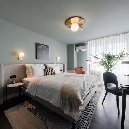 Mercure 3* 普福尔茨海姆